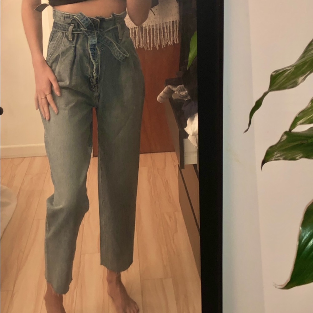 Abercrombie mom jeans